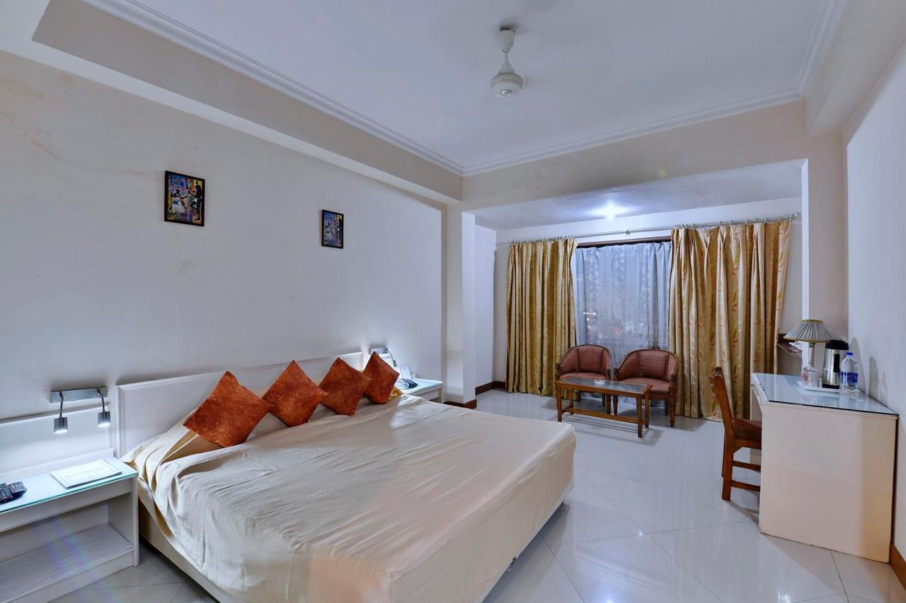 Hotel Surendra Vilas Bhopal Exterior photo